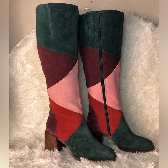 Chelsea & Violet Multicolor Heeled Boots size 7:5 NWT - Picture 3 of 16